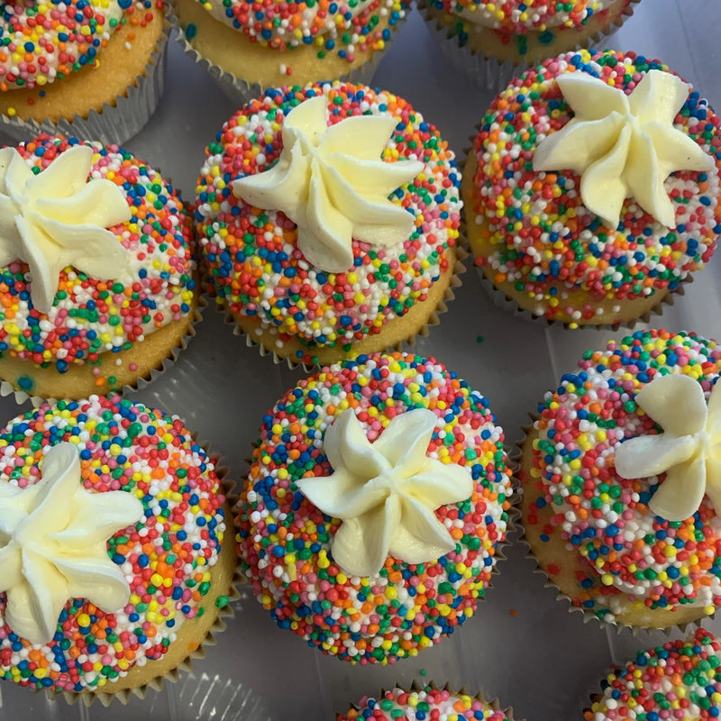 Cupcakes | Deluxe Flavour Dozen